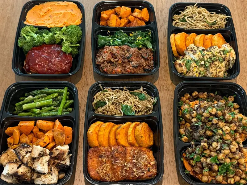HomeCookVibe weekly meal prep: six chef-made lunches and dinners with sweet potatoes, greens, salmon, chicken and turkey meatloaf
